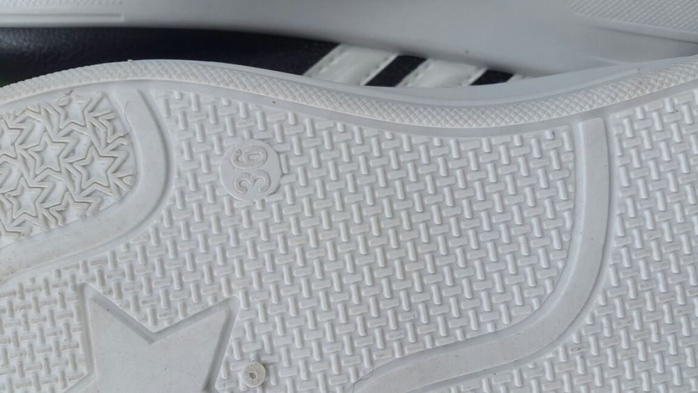 Маратонки номер 36