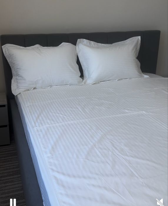 Постельное белье отельное страйп сатин