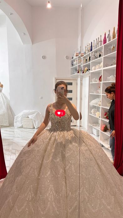 Булценска роклия с камани