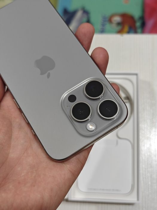 iPhone 15 Pro 256Gb идеал без ремонта