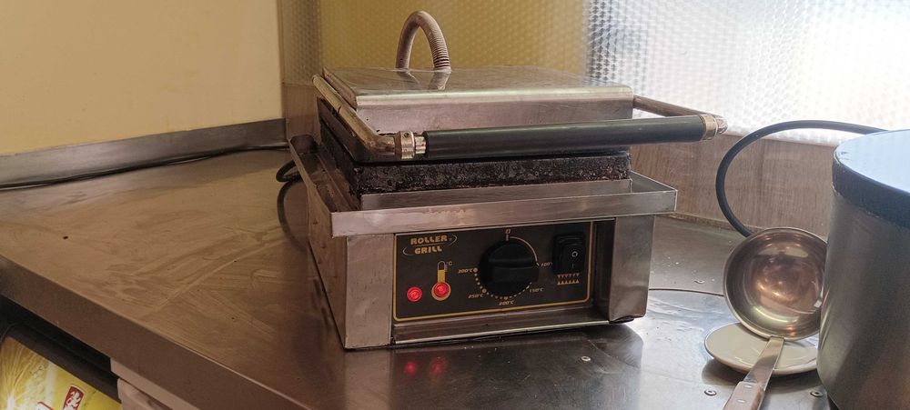 Гофретник Roller Grill