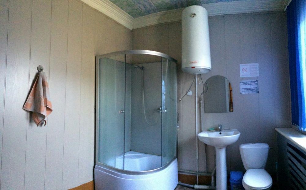 Гостиница Лидер.