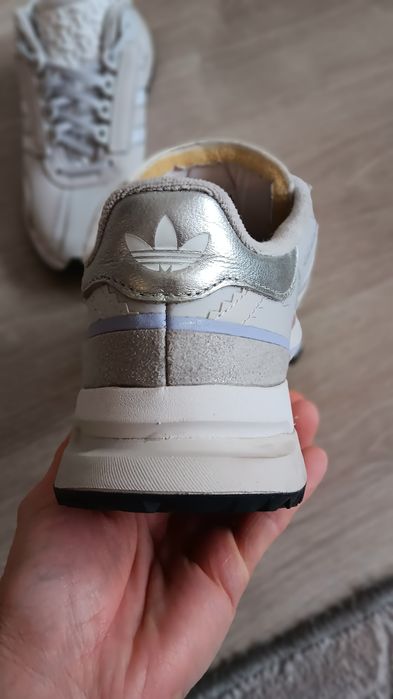 Дамски маратонки