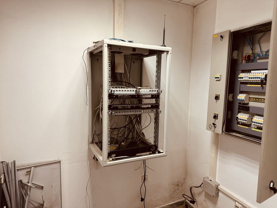 Дава се под наем Магазин в Ихтиман - 150 кв.м за 1000 € - Снимка #5