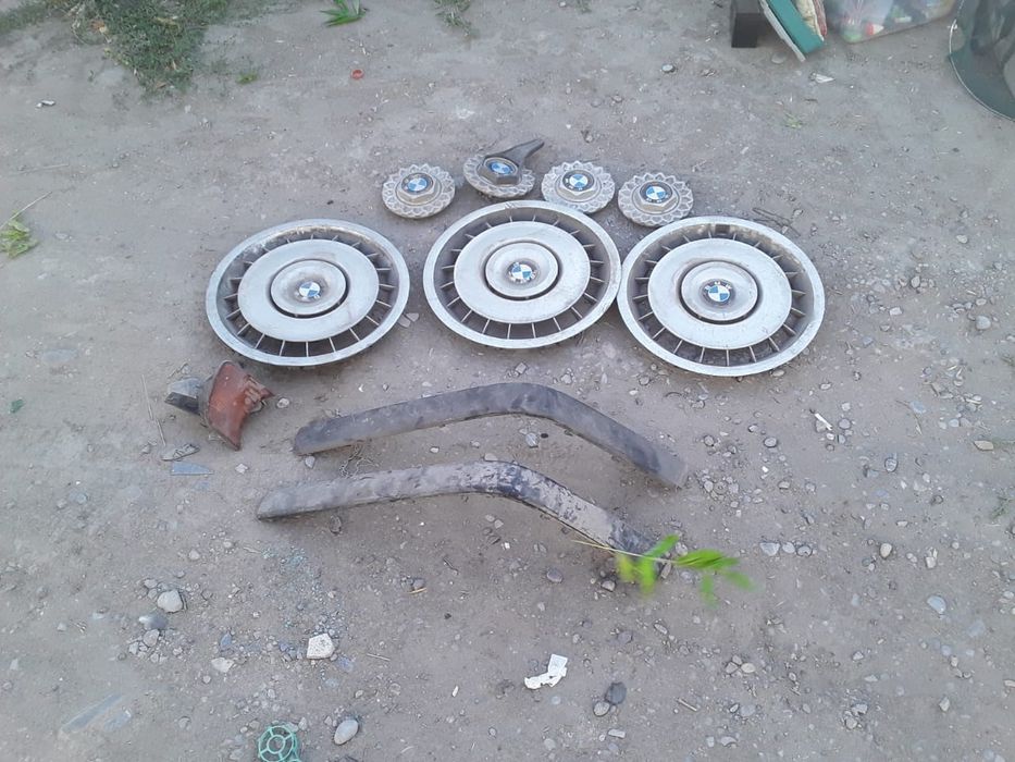 Продам вставки на оригинал  диски Е-34 BMW