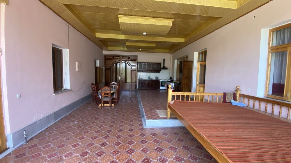 Продается дом в центре города Селхоз Институт