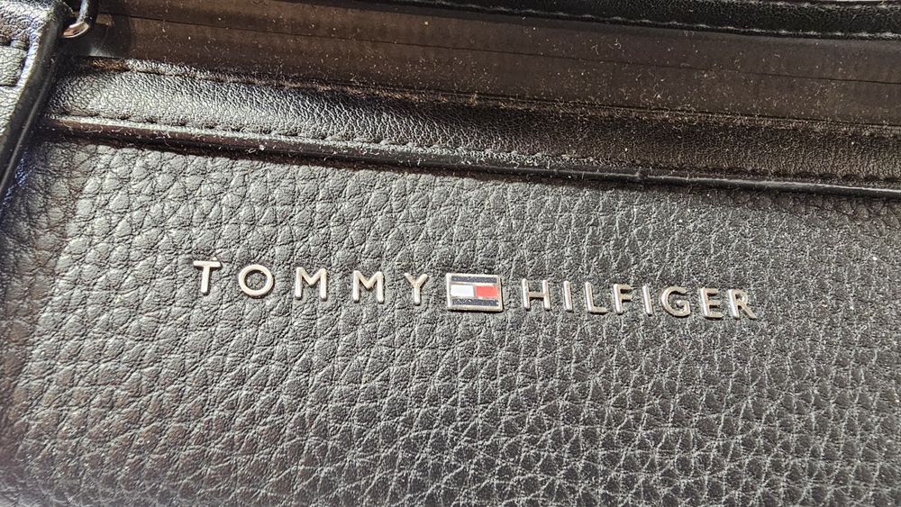 Чанта за кръст на Tommy Hilfiger