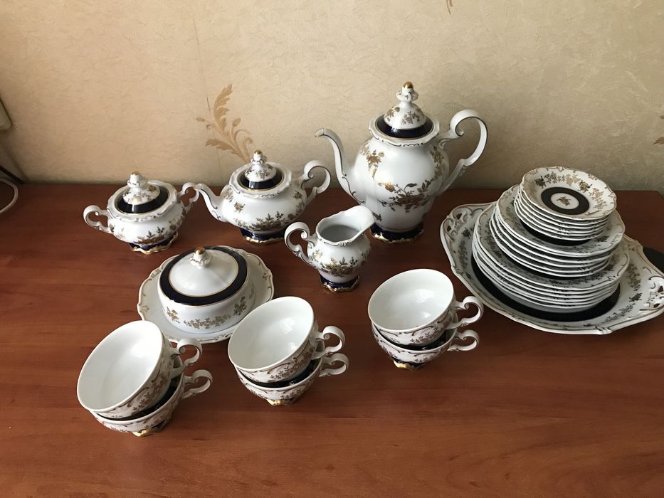 Продам чайный сервиз фарфор производства ГДР