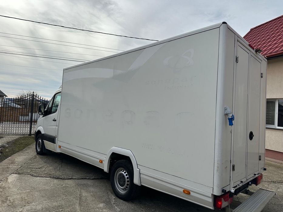 Vand autorulotă.  Fast-Food Truck 2017 euro 6