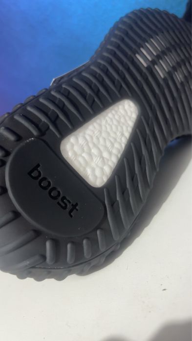 Yezzy Boost 350 Onyx Noi 41 42 43