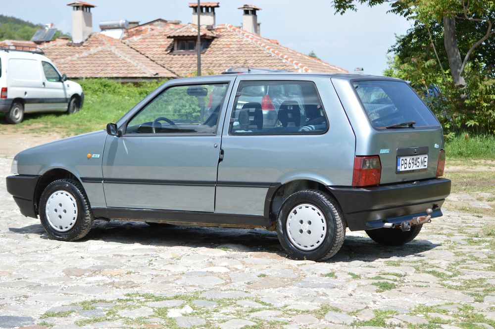 Fiat Uno 1.0 (1990) – Ретро автомобил с реални километри