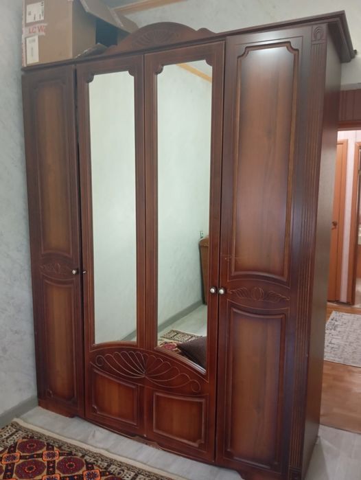 Продается шифоньер