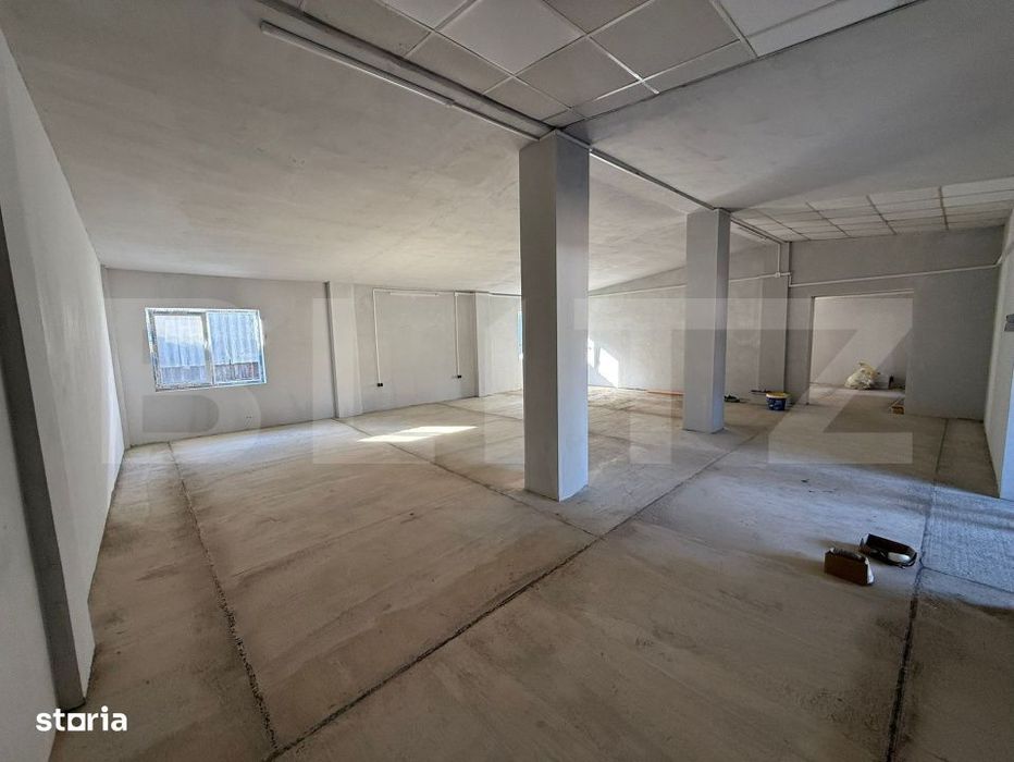 Hala 700 mp + Spatiu Comercial si Birouri, Curte 5000 mp, zona Manesti