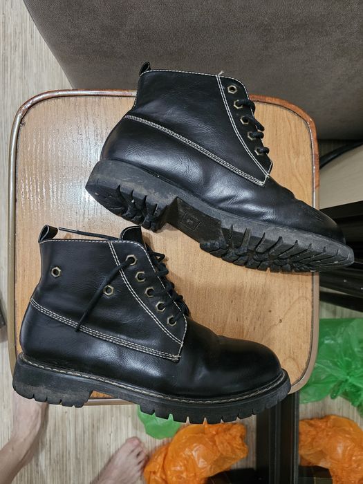 Продам ботинки р.37