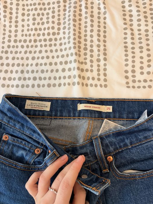 Blugi Levi’s Wedgie Straight