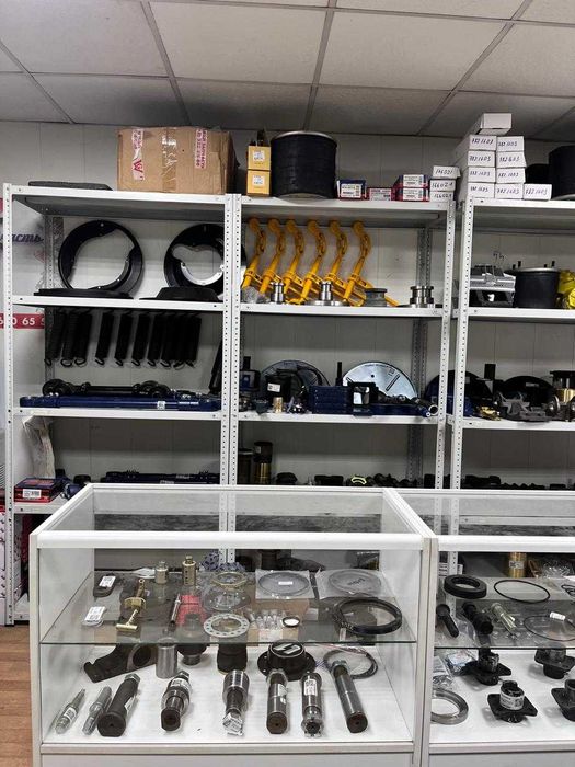 Запчасти на прицепы.