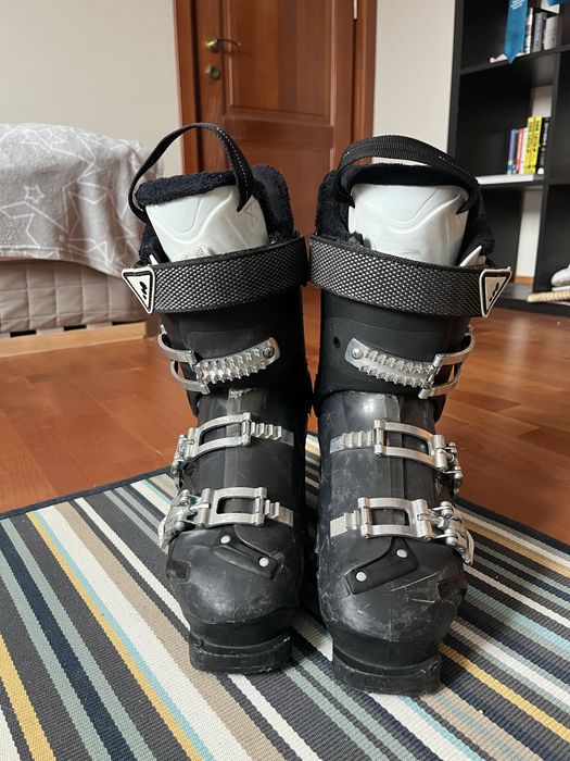 Clăpari schi Wedze WID 300 – damă – 4 clape – stare bună