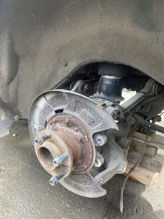 Fuzetă  stânga  spate BMW X5 F15