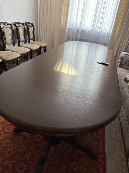 Продаём стол срочно