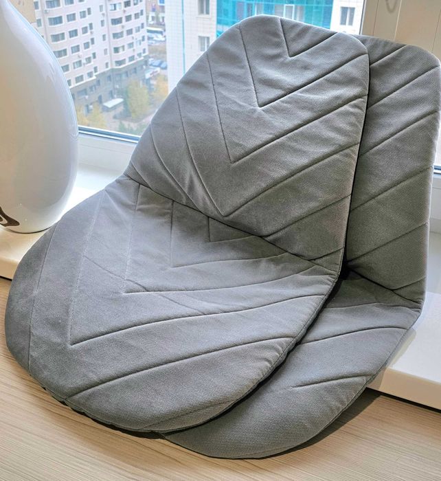 Чехлы на стулья Eames