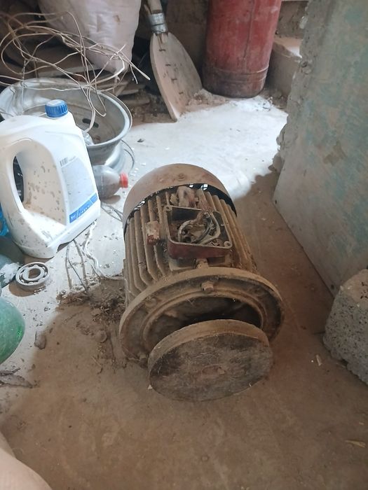 Samarqand boʻylab metallom olamiz