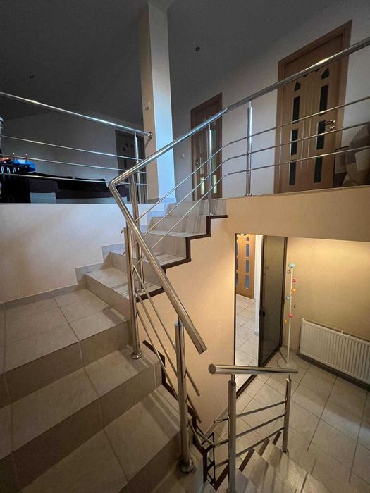 Casă de vânzare – Băicoi | Liniște, Spațiu – direct proprietar