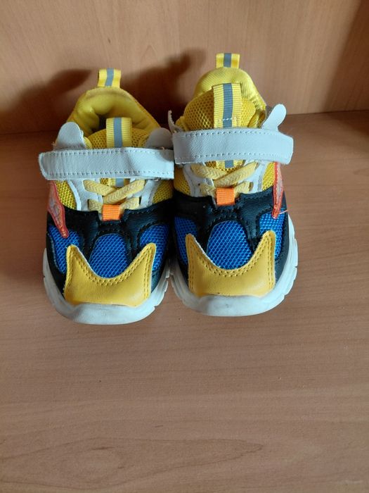 Papuci copii nr 24, 25, 26. Toate 4per. =60 lei