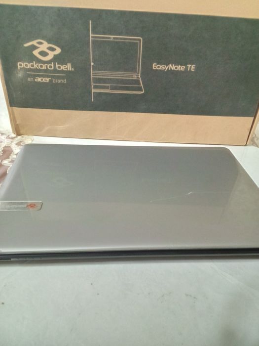 Ноутбук Packard bell