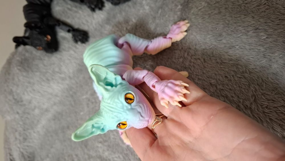 3-d игрушки в виде котиков сфинксов