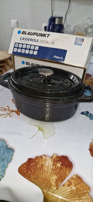 Чугунные казан кастрюля