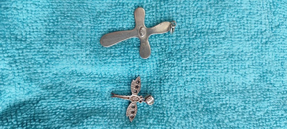 Сребърни гривни и медальони