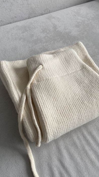 Продам вязаные женские брюки