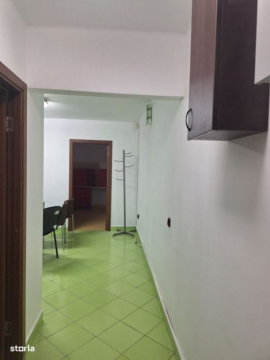 Vand apartament doua camere pe strada Horea,fost cabinet stomatologic