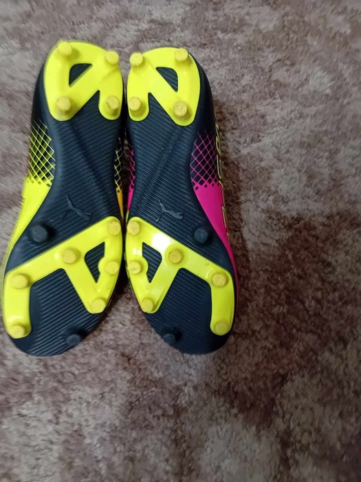 PUMA-бутонки 37 номер