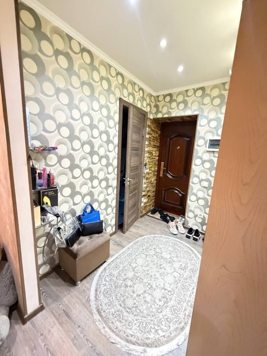 Срочно Продам квартиру Чиланзар 5. Хамза метро.  3х комнатная