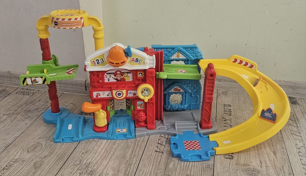 Vtech пожарна станция