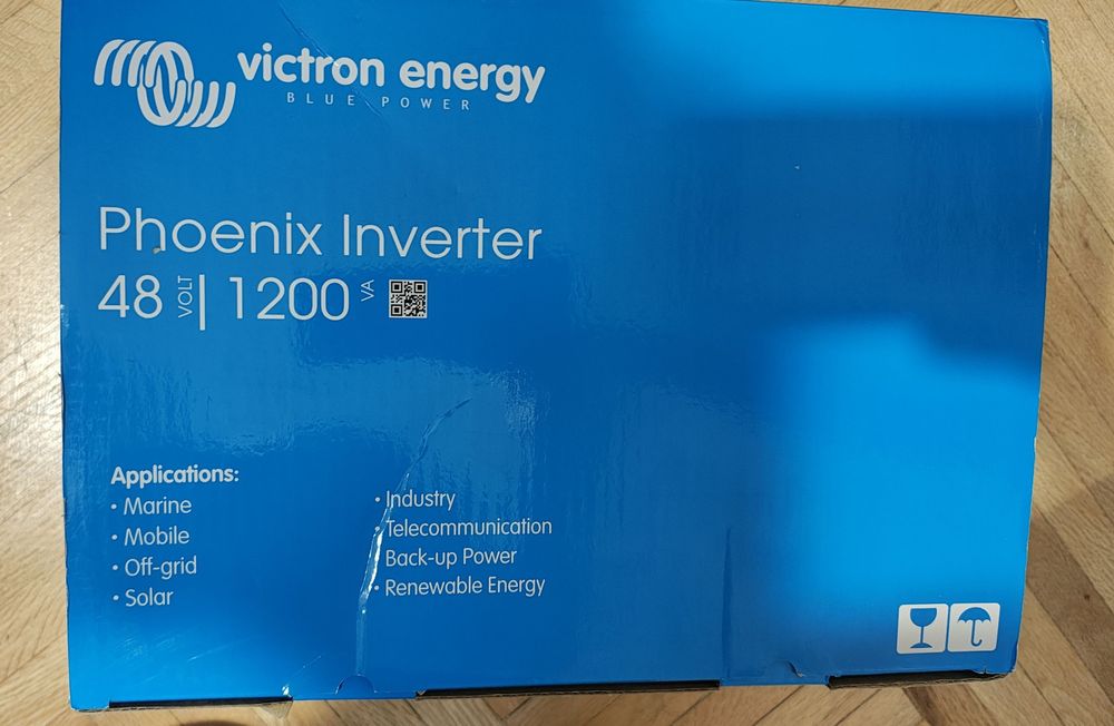 Продавам 48v Victron инвертор и  соларно зарядно