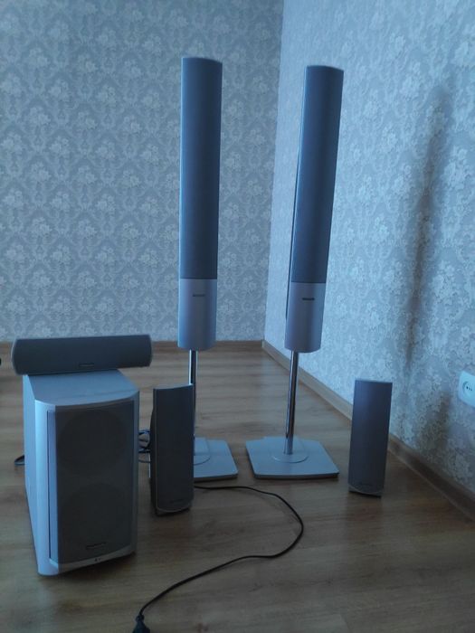 Сабвуфер + 5 колонок