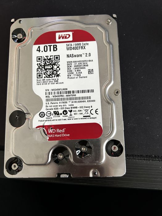 Harddisk Nas WD RED 4TB - defect pentru piese