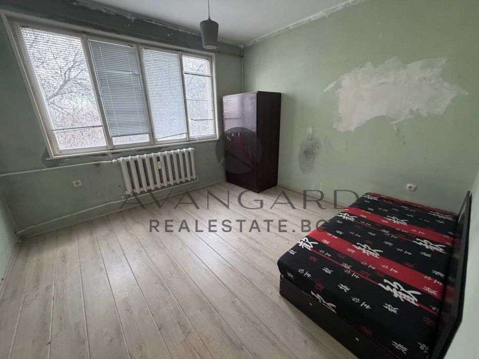 Продава се Тристаен апартамент в Пловдив, Кършияка - 86 кв.м за 998 €/кв.м - Снимка #2