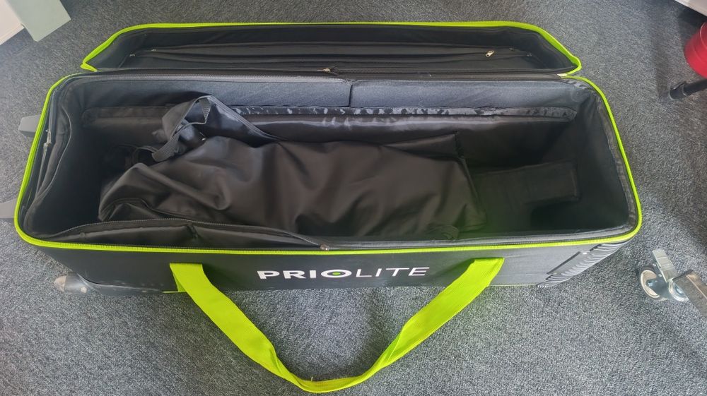 Geanta lumini Priolite