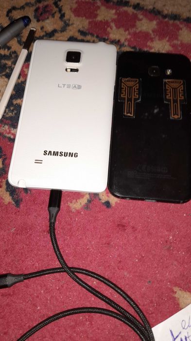 Меняю телефон Samsung edge с небольшими косяками но рабочий