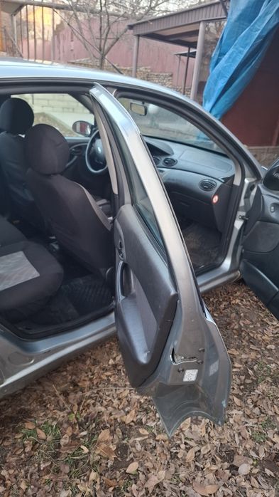 Ford focus 2004г