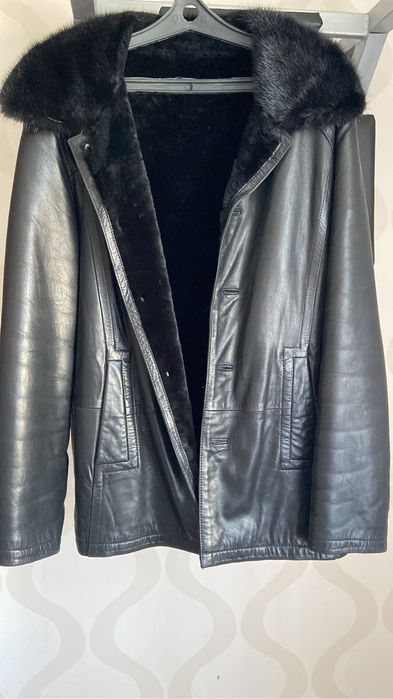 Продам мужскую дубленка