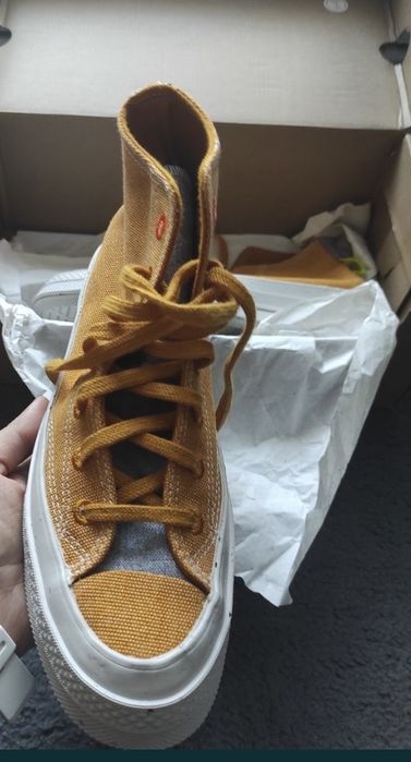 Converse 38 Limited Edition