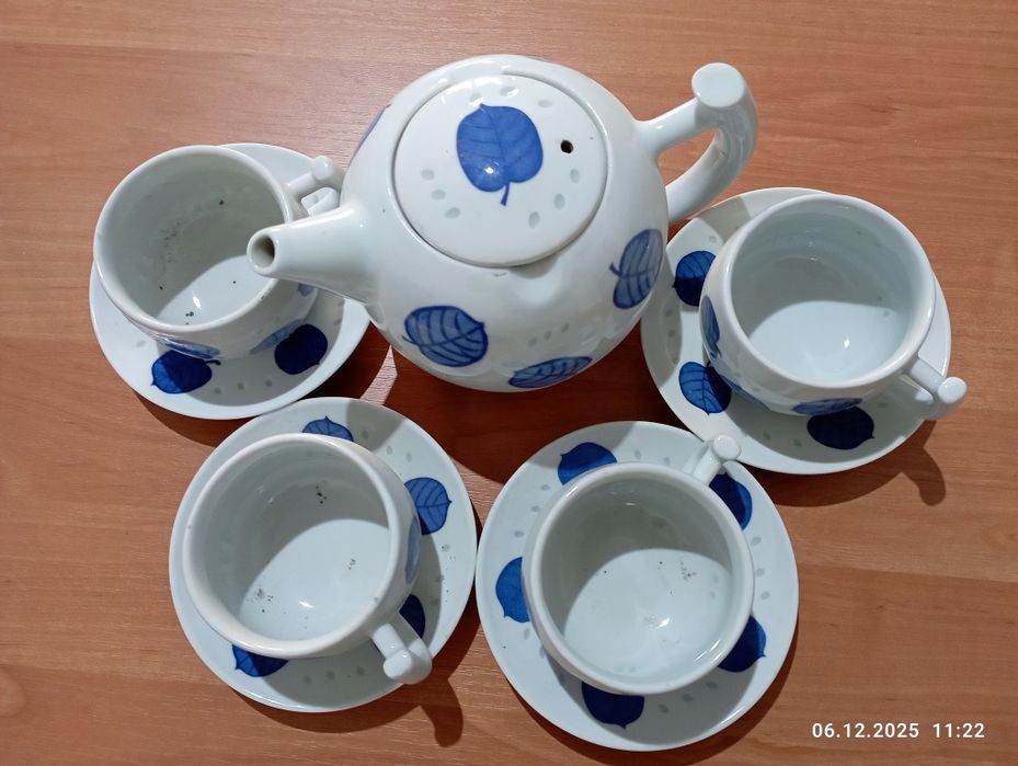 чайник и китайский чайный набор