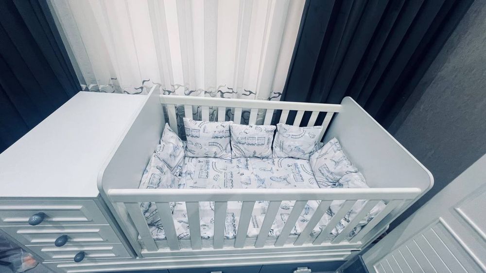 Детский шкаф с кроваткой