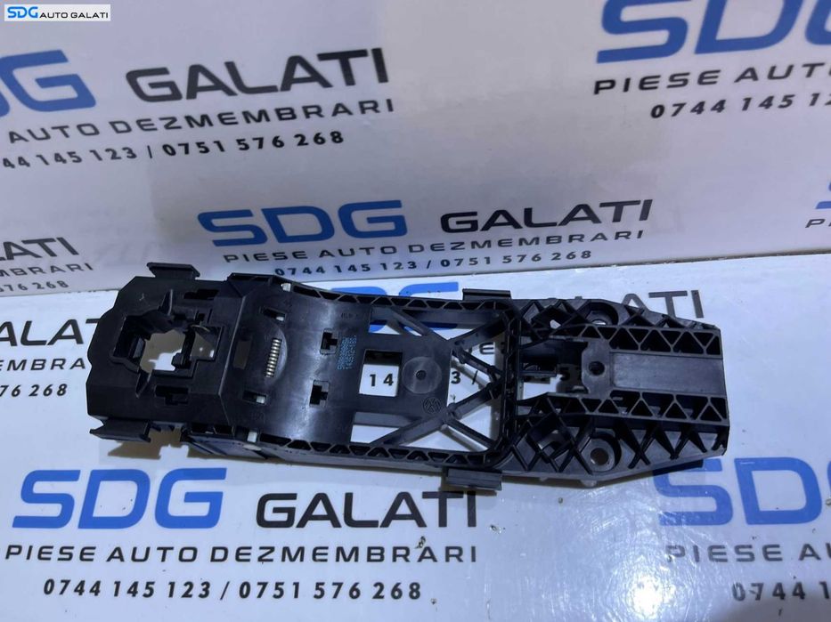 Suport Maner Interior Usa Portiera Dreapta VW Passat B7 2010 - 2015 Cod 5N0839885H [D0625]