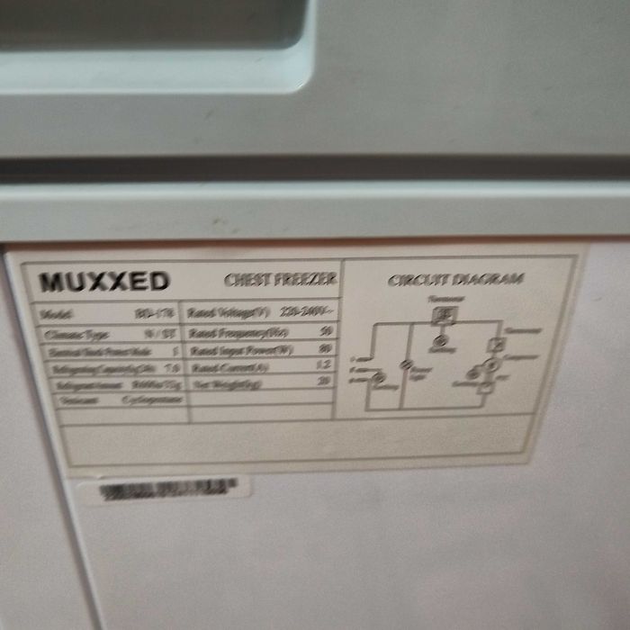 Срочно продам морозильник в хорошем состоянии.