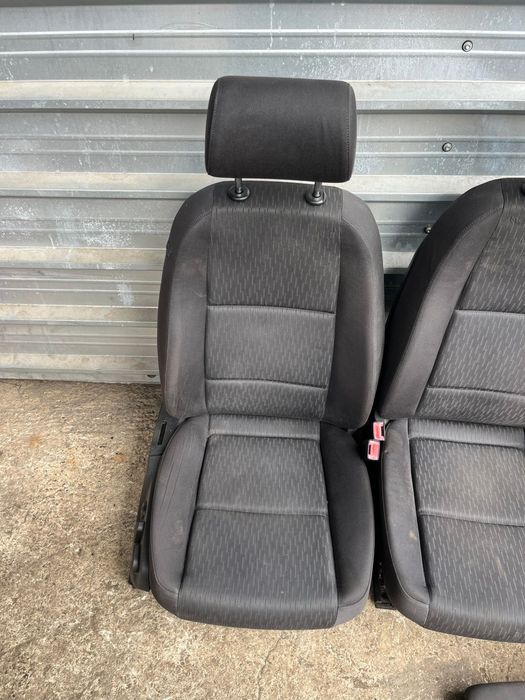 Салон за Ауди AUDI A4 B7 комби Ел. плат ном 234